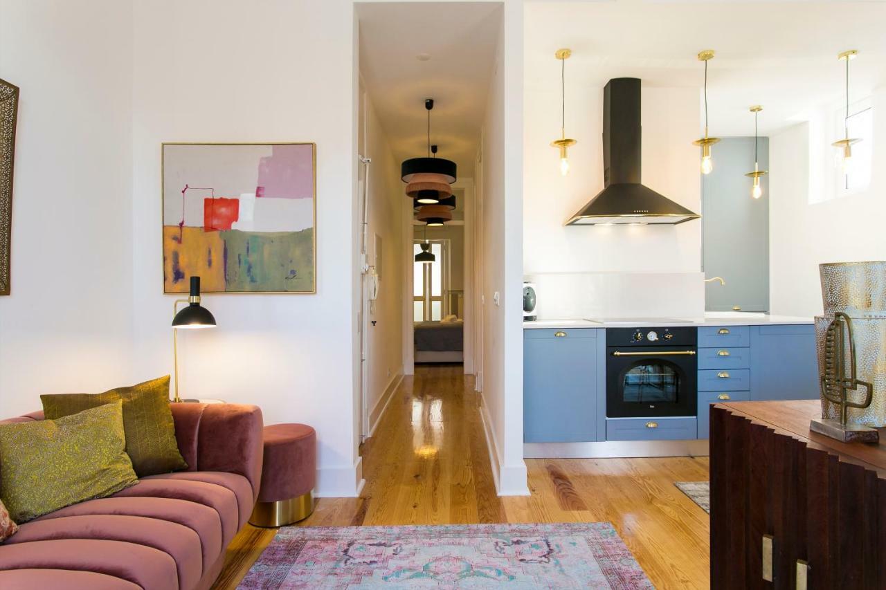 2 beautiful suites upscale flat embracing Tejo! Lisabona Exterior foto