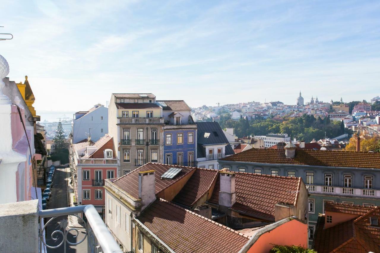 2 beautiful suites upscale flat embracing Tejo! Lisabona Exterior foto